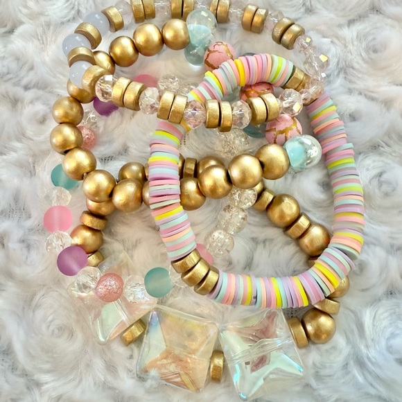 Colorful Beaded Bracelet Set with Gold Accents - Picture 4 of 5
